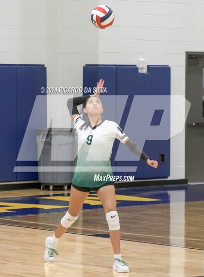 Thumbnail 2 in Mayde Creek vs Paetow A (Katy ISD Subvarsity Tournament) photogallery.