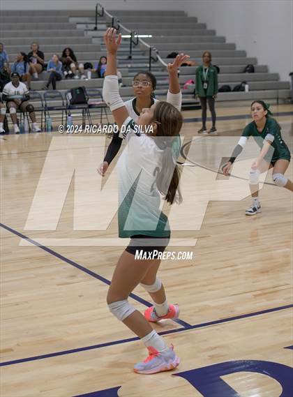 Thumbnail 2 in Mayde Creek vs Paetow A (Katy ISD Subvarsity Tournament) photogallery.