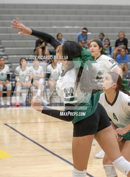 Thumbnail 3 in Mayde Creek vs Paetow A (Katy ISD Subvarsity Tournament) photogallery.