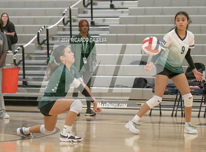 Thumbnail 3 in Mayde Creek vs Paetow A (Katy ISD Subvarsity Tournament) photogallery.