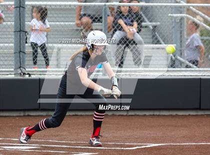 Thumbnail 3 in Lovejoy vs. Wakeland (UIL 5A Bi-District Playoff) photogallery.