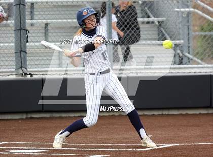 Thumbnail 2 in Lovejoy vs. Wakeland (UIL 5A Bi-District Playoff) photogallery.