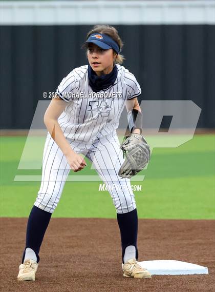 Thumbnail 2 in Lovejoy vs. Wakeland (UIL 5A Bi-District Playoff) photogallery.
