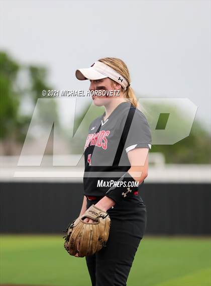 Thumbnail 1 in Lovejoy vs. Wakeland (UIL 5A Bi-District Playoff) photogallery.