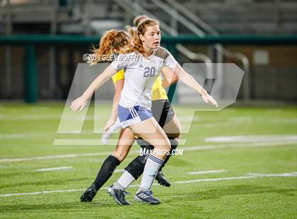 Thumbnail 3 in Bellarmine Prep vs. Inglemoor (WIAA 4A First Round) photogallery.