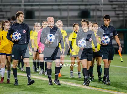 Thumbnail 1 in Bellarmine Prep vs. Inglemoor (WIAA 4A First Round) photogallery.