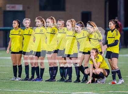 Thumbnail 1 in Bellarmine Prep vs. Inglemoor (WIAA 4A First Round) photogallery.