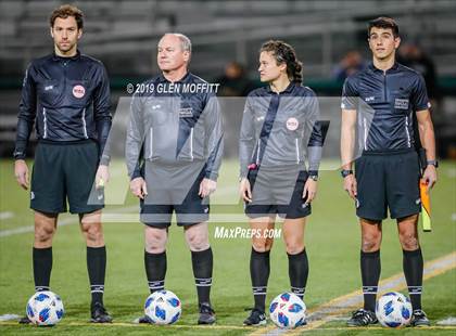 Thumbnail 2 in Bellarmine Prep vs. Inglemoor (WIAA 4A First Round) photogallery.