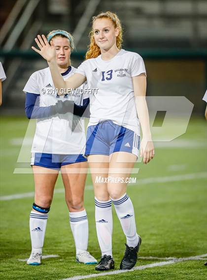 Thumbnail 2 in Bellarmine Prep vs. Inglemoor (WIAA 4A First Round) photogallery.