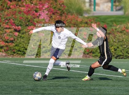 Thumbnail 3 in St. John Bosco vs. Laguna Hills (Hawks Invitational) photogallery.