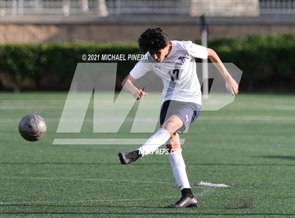 Thumbnail 1 in St. John Bosco vs. Laguna Hills (Hawks Invitational) photogallery.