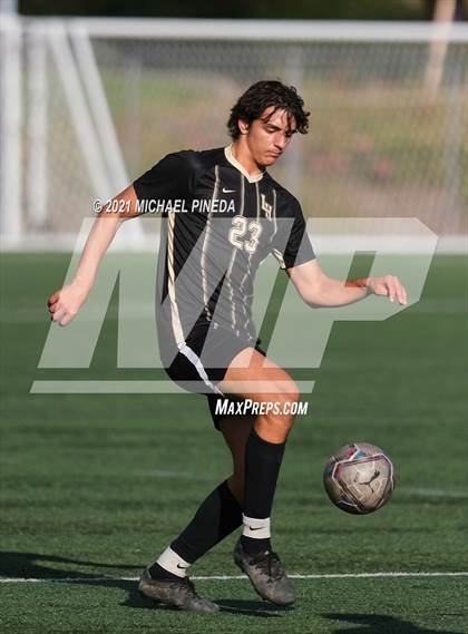 Thumbnail 2 in St. John Bosco vs. Laguna Hills (Hawks Invitational) photogallery.