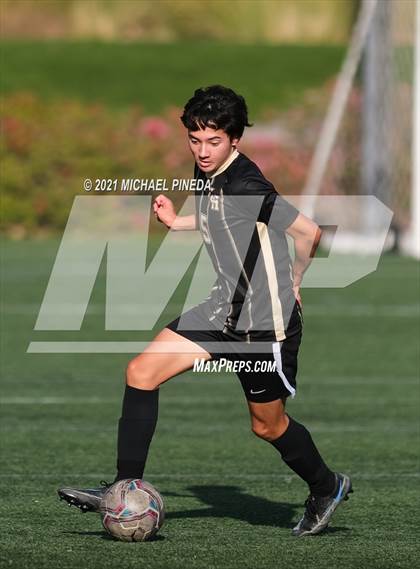 Thumbnail 1 in St. John Bosco vs. Laguna Hills (Hawks Invitational) photogallery.