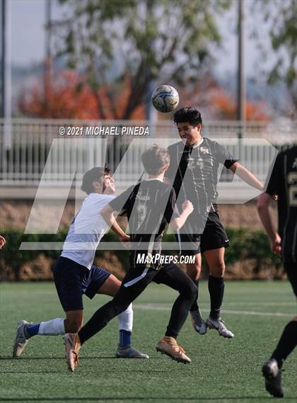 Thumbnail 3 in St. John Bosco vs. Laguna Hills (Hawks Invitational) photogallery.