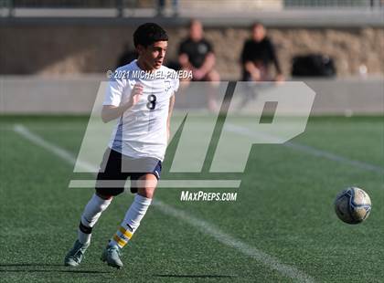 Thumbnail 3 in St. John Bosco vs. Laguna Hills (Hawks Invitational) photogallery.