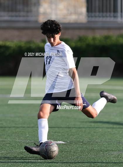 Thumbnail 2 in St. John Bosco vs. Laguna Hills (Hawks Invitational) photogallery.