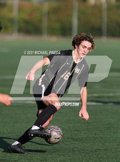 Thumbnail 2 in St. John Bosco vs. Laguna Hills (Hawks Invitational) photogallery.