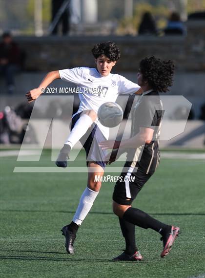 Thumbnail 1 in St. John Bosco vs. Laguna Hills (Hawks Invitational) photogallery.