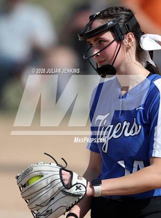 Fruitland vs. La Grande