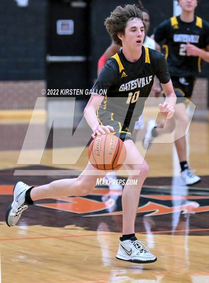 Thumbnail 2 in Hirschi vs. Gatesville (UIL 4A Bi-District Playoff) photogallery.