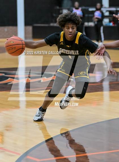 Thumbnail 2 in Hirschi vs. Gatesville (UIL 4A Bi-District Playoff) photogallery.