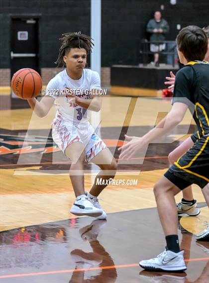 Thumbnail 1 in Hirschi vs. Gatesville (UIL 4A Bi-District Playoff) photogallery.