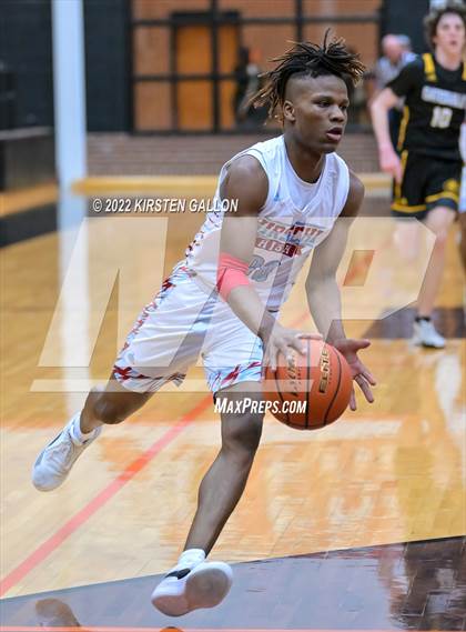 Thumbnail 1 in Hirschi vs. Gatesville (UIL 4A Bi-District Playoff) photogallery.