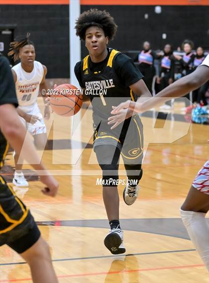 Thumbnail 2 in Hirschi vs. Gatesville (UIL 4A Bi-District Playoff) photogallery.