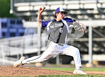Thumbnail 3 in Williamsville East @ Hamburg photogallery.