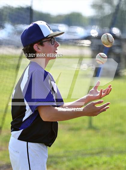 Thumbnail 1 in Williamsville East @ Hamburg photogallery.