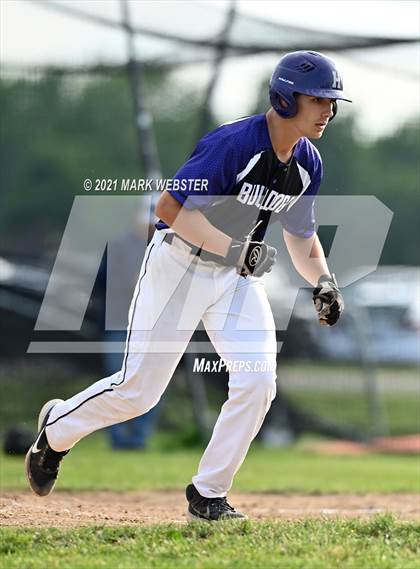 Thumbnail 1 in Williamsville East @ Hamburg photogallery.