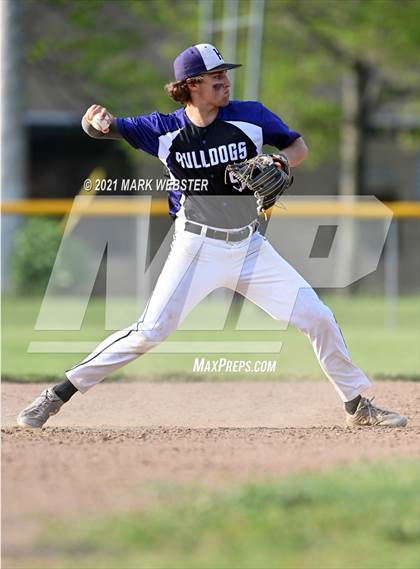 Thumbnail 1 in Williamsville East @ Hamburg photogallery.