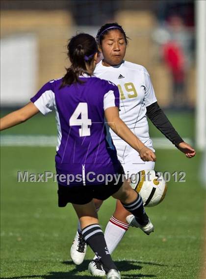 Thumbnail 2 in South Grand Prairie vs. Sunset (Emily Hunter Fish Bowl Tournament) photogallery.