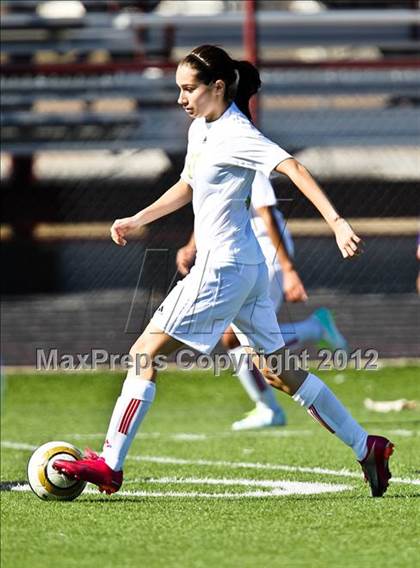 Thumbnail 2 in South Grand Prairie vs. Sunset (Emily Hunter Fish Bowl Tournament) photogallery.