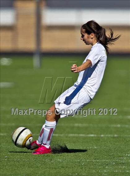 Thumbnail 3 in South Grand Prairie vs. Sunset (Emily Hunter Fish Bowl Tournament) photogallery.