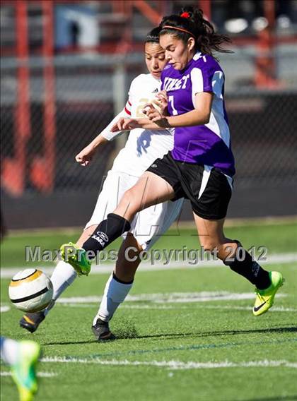 Thumbnail 3 in South Grand Prairie vs. Sunset (Emily Hunter Fish Bowl Tournament) photogallery.