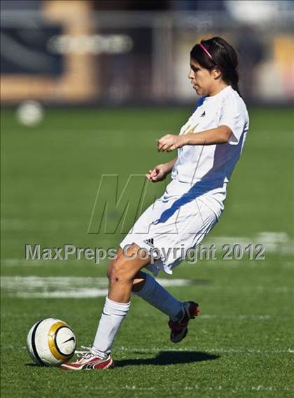 Thumbnail 2 in South Grand Prairie vs. Sunset (Emily Hunter Fish Bowl Tournament) photogallery.
