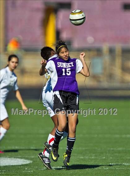 Thumbnail 3 in South Grand Prairie vs. Sunset (Emily Hunter Fish Bowl Tournament) photogallery.