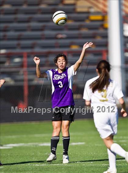Thumbnail 2 in South Grand Prairie vs. Sunset (Emily Hunter Fish Bowl Tournament) photogallery.