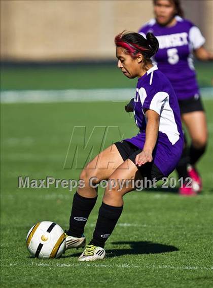 Thumbnail 3 in South Grand Prairie vs. Sunset (Emily Hunter Fish Bowl Tournament) photogallery.