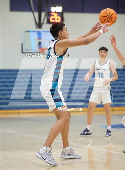 Thumbnail 3 in JV: Salem Hills @ Juan Diego Catholic photogallery.