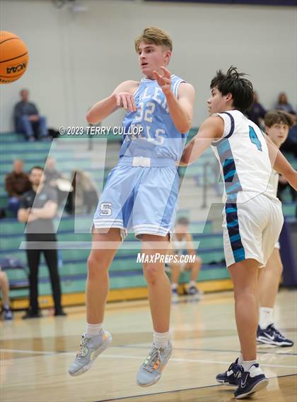 Thumbnail 2 in JV: Salem Hills @ Juan Diego Catholic photogallery.