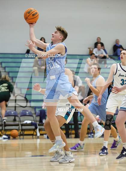 Thumbnail 2 in JV: Salem Hills @ Juan Diego Catholic photogallery.