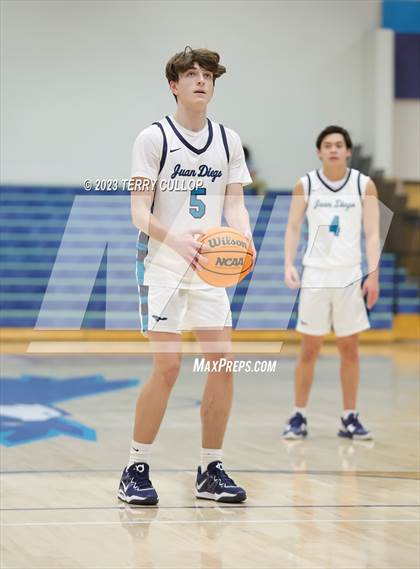 Thumbnail 3 in JV: Salem Hills @ Juan Diego Catholic photogallery.
