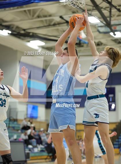 Thumbnail 2 in JV: Salem Hills @ Juan Diego Catholic photogallery.