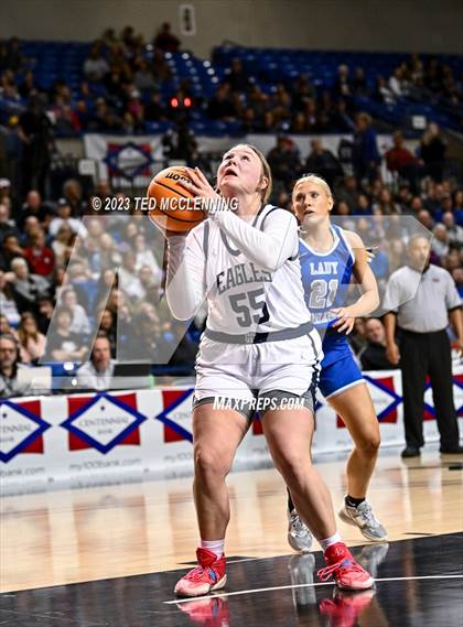 Thumbnail 2 in Mt. Vernon-Enola vs. Conway Christian (AAA 2A State Final) photogallery.