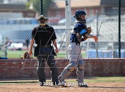 Thumbnail 2 in Saugus @ Canyon photogallery.