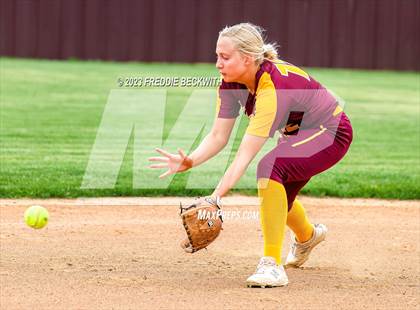 Thumbnail 1 in Tioga @ Collinsville photogallery.