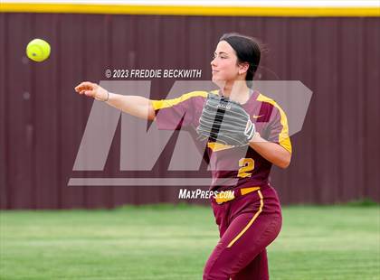 Thumbnail 2 in Tioga @ Collinsville photogallery.