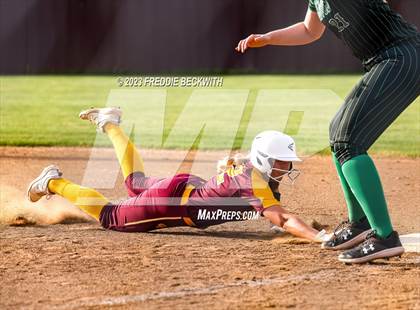 Thumbnail 1 in Tioga @ Collinsville photogallery.